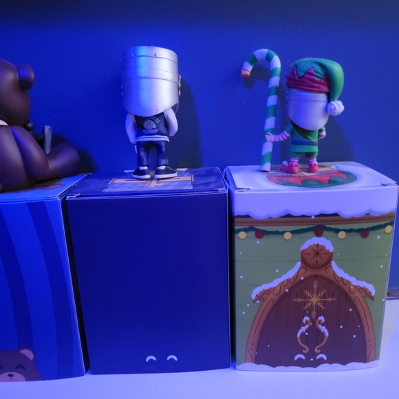 Youtooz figurines - Picture 4 of 4